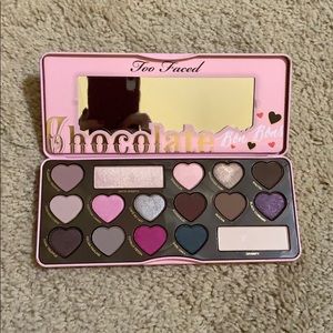 Too Faced eye shadow palette